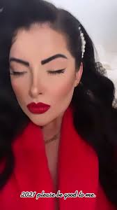 Chloe Harrison (@miss_devilina)