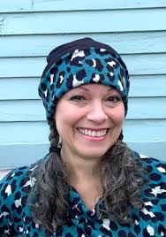 FREE PDF PATTERN- Cuffed Beanie in 5 sizes