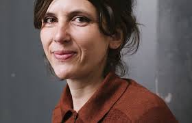 Valérie Pelets Kurzdoku AUGUSTS ORTE vom KULTUM prämiert