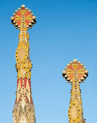 La sagrada familia için antoni gaudi'nin adanmış hayatının umudu desek yanlış olmaz. So Pragt Gaudi Seine Stadt Barcelona Stern De