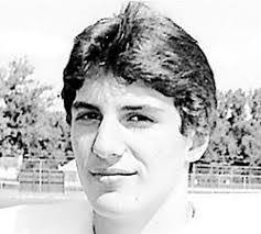 Mary Longnecker's Instagram, Twitter & Facebook