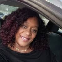 Sarah Crooms's Instagram, Twitter & Facebook