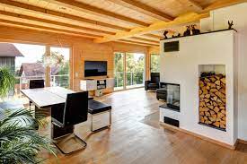 Ein thoma holz100 haus in wenigen tagen, innen mit wohnfertigen wänden, aufgestellt. Thoma Holz100 Massivholzhauser Johann Buchner Gmbh