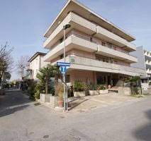 Bell'aria tutto l'anno speciale famiglie. Appartamenti Igea Marina Per Vacanze Privati A 30 M Dal Mare