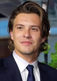 Fan Casting Xavier Samuel as Julian (20 yrs later) in Someone Knows