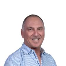 Where will Xander Bogaerts play if Kim is extended and goes to shortstop?