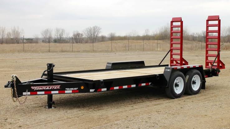 Towmaster T-14D Lowboy Trailer