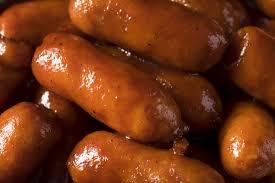 Crock Pot Mini Smoked Sausages With Grape Jelly Sauce Recipe Smoked Sausage Sausage Grape Jelly Chili Sauce