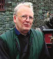 Hoel traed yr hogia'n y llwch Footprints in the dust