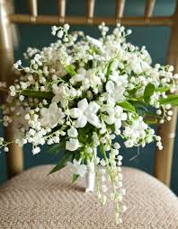For instance, consider a stephanotis cascading wedding bouquet full of sweet peas, ranunculus, stephanotis and if you do not want them to feature in your wedding bouquets and centerpieces, how about using a stephanotis boutonniere to accentuate the wedding attire and look for the big day. Stephanotis Wedding Bouquet Off 75 Buy