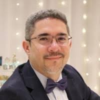 100+ "Enrique E." profiles