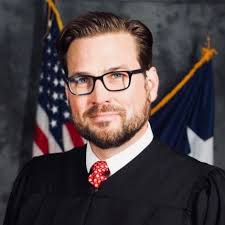 Bill Squires's Instagram, Twitter & Facebook