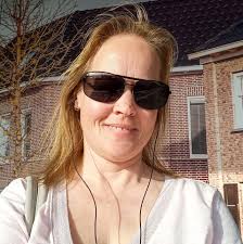 Taylor n ridge makes me sick