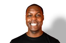 Danny Martin's Instagram, Twitter & Facebook