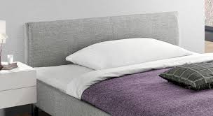 Preiswertes Graues Polsterbett In 140x200 Cm Gravelines Bettrahmen erscheinen im vergleich mit den aufwändig gepolsterten boxspringbetten heute oft ein wenig simpel. bett gravelines