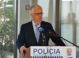 B) privilegiar o recrutamento de candidatos oriundos de áreas de jurisdição territorial da psp e que sejam adequadamente representativos da diversidade de contextos sociais e culturais em que atua a psp. Adm Interna Pt Twitterissa A Aposta Na Presenca Da Psp No Porto E Decisiva Para Uma Visao Global Do Pais Como Uma Area Segura Disse O Ministro Da Administracao Interna Eduardo Cabrita Na