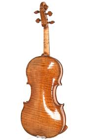 克劳德-皮耶雷的精美小提琴，1715 年