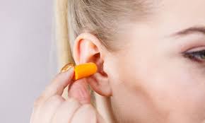 Les bouchons d'oreille offrent une protection contre la surdité suite au bruit et les acouphènes. Comment Bien Mettre Des Bouchons D Oreilles Anti Bruit
