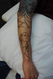 We asked a tattoo removal expert our biggest questions about the procedure. Before After Oregon Aesthetics Laser Tattoo Removal Oregon Aesthetics Laser Tattoo Removal