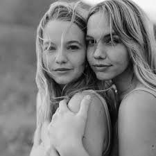 Hunter Bass and Julia Stankovits' Wedding Website