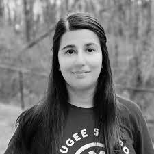 Pamela Dellinger's Instagram, Twitter & Facebook