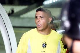Ronaldo luis nazario de lima's relationship life went public in the year 1997 when he met the brazilian model and actress susana werner who he admired from a popular brazilian television soap opera. Real Valladolid Ronaldo Discusses His Favourite Goals His 256 Nutmegs His Famous Haircut Michael Jordan And More Marca