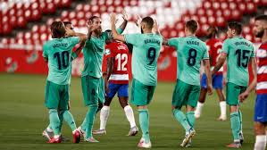 Modric, the best player on the park, receives the ball 25 yards out in a central position and arrows an absolutely tremendous shot plum. El 1x1 Del Granada Real Madrid Puntos Jornada Perfecta En Biwenger