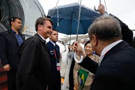 Leia na gazeta do povo. Bolsonaro Rebate Criticas De Angela Merkel E Pede Respeito Ao Brasil