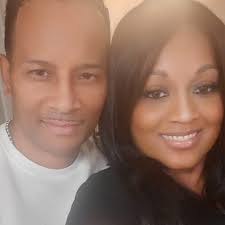 Senior Pastor Tshura Green