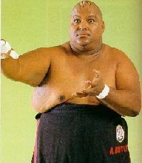 Er beschäftigte sich als world champion vorwiegend mit einem anderen feind: Abdullah The Butcher Wrestling Tv Tropes