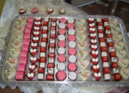 Am einfachsten geht das mit einem langen und breiten messer. Hochzeit Lindtner Hamburg