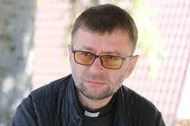 Edward Kawa's Instagram, Twitter & Facebook