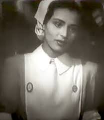 File:Marina Berti dans la Porte du Ciel de Vittorio de Sica.png