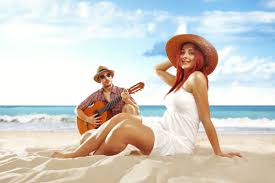 The great collection of beach wallpaper hd for desktop, laptop and mobiles. Happy Couple On The Beach Hd Picture 05 Free Download