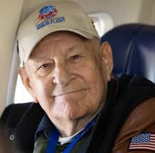 Steve Hedrick's Instagram, Twitter & Facebook