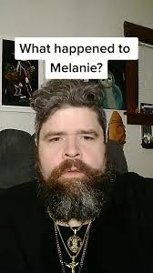 Melanie Bollinger's Instagram, Twitter & Facebook