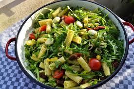 Sie suchen nach einem spaghettisalat ohne mayo? Italienischer Nudelsalat Mediterraner Nudelsalat Mit Rucola