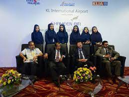 Travellers can take these trains from kuala lumpur airport to city centre, getting off at kl sentral. Kl Airport Services Awarded Full Services Provider Shaheen Airline At Kuala Lumpur International Airport Pos Aviation