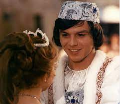 Prince si zahrál i v pohádce třetí princ a objevil se například. Pohadkovy Princ Pavel Travnicek 70 Drsne Konce Jeho Vztahu Ahaonline Cz