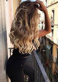On long hair, the wavy style is an extremely flawless and sexy model. 34 Amazing Long Blonde Curls For Bold Ladies In 2019 Absurd Styles Curly Hair Styles Blonde Curly Hair Long Hair Styles