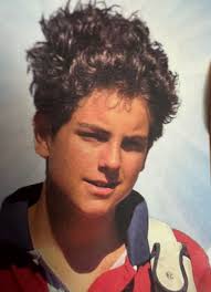 No saltes! Ofrécele una flor a Carlo acutis 🌹🌹🌹