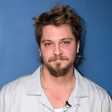 Did you spot Kevin Costner's parents in his iconic movies?