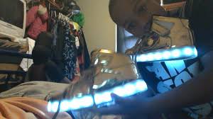 Elvis Pernell (@elvismoney2)