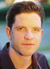 Актёры, режиссер и создатели сериала Беглец (2000-…)