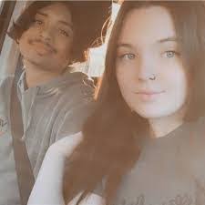 Andrew Poarch's Instagram, Twitter & Facebook