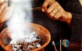 Takut ditolak, malu dan lainnya. 5 Ilmu Pelet Dan Mantra Yang Diyakini Ampuh Di Tulungagung Jatim Times