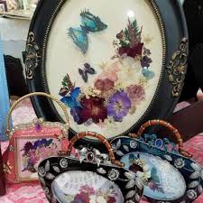 Janet's Flower Garden pressed flowers