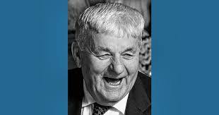 Rebecca Paynter's Instagram, Twitter & Facebook