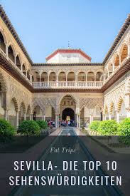 القصر المُورِق‎, the verdant palace) and commonly known as the alcázar of seville (pronounced alˈkaθaɾ), is a royal palace in seville, spain, built for the christian king peter of castile. Sevilla Die Top 10 Sehenswurdigkeiten Sevilla Sehenswurdigkeiten Sevilla Sehenswurdigkeiten