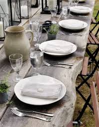 Make your home a sanctuary. Jovelassa Uutta Ja Vanhaa Rustic Table Setting Rustic Table Beautiful Table Settings